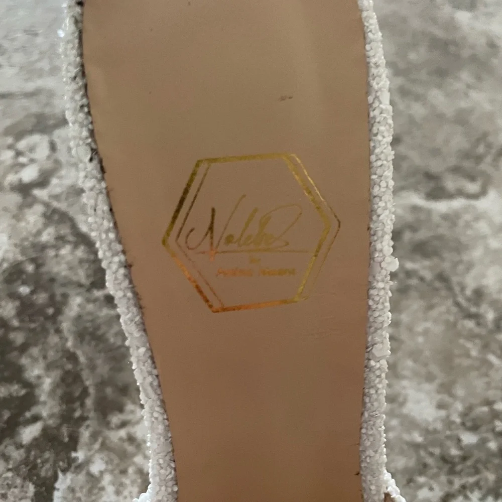 Nalebe Womens white glitter pumps. absolutely stunning! Perfect condition - Picture 3 of 4